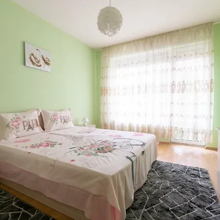 Cozy Little In Kichuk Paris *